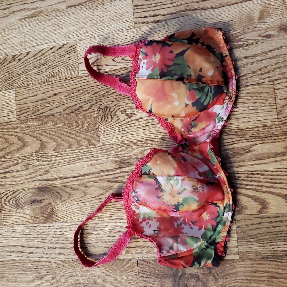 (32E) Freya Floral Print Padless Underwire Support Pretty Seductive Fancy Lacey